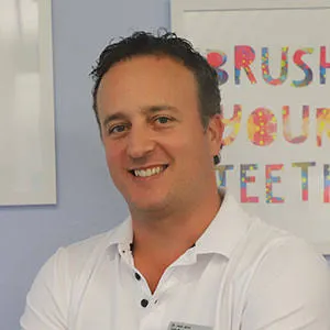 Dr. Sven Bontognali